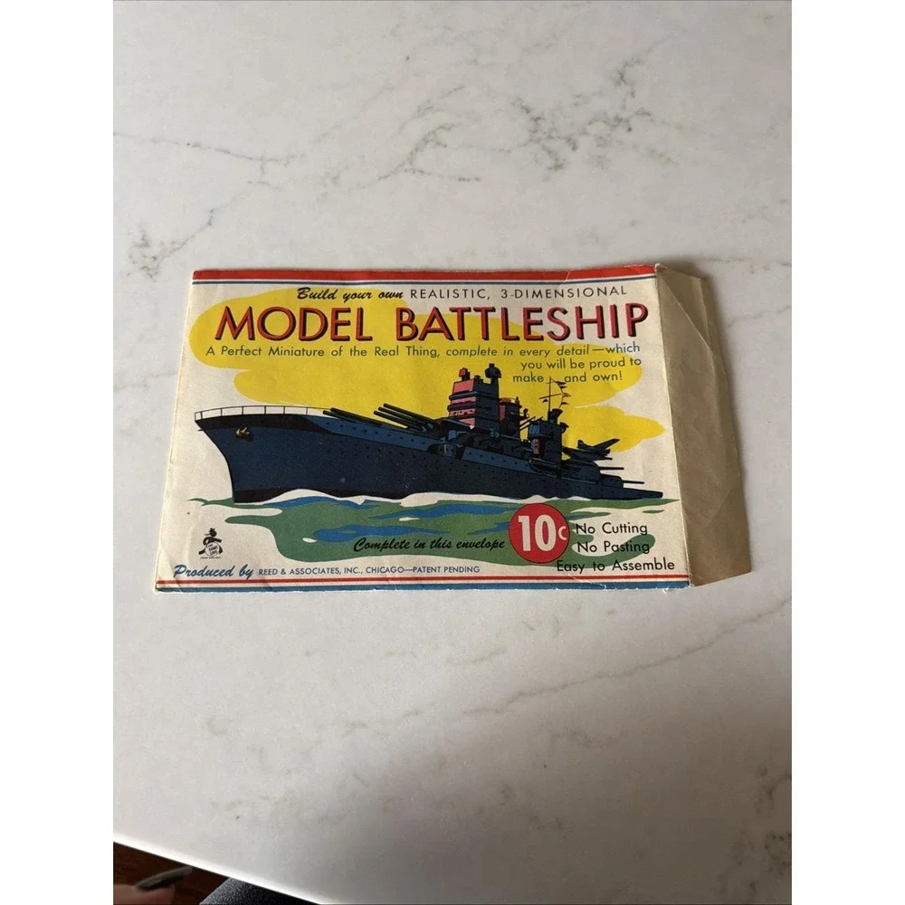 1944 WWII Reed & Associates Model Battleship 3D Paper Toy Unbuilt 10¢ Vintage